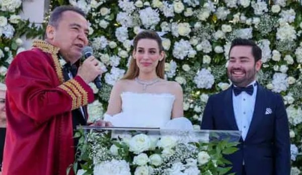 Belgeler Ortaya Çıkınca Panikledi! Veli Ağbaba'dan 'Emre Caner' İtirafı